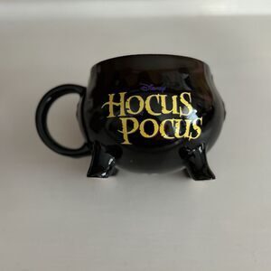 Disney Halloween Hocus Pocus Color Changing Trouble is Brewing Cauldron Mug